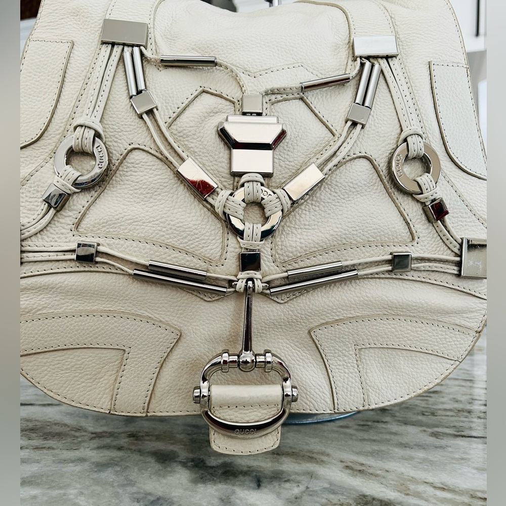 Gucci Authentic Off White Calfskin Leather Convertible Bag - Picture 2 of 15